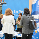 De nombreux stands étaient dédiés aux outils de protection contre les violences faites aux femmes.