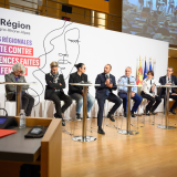 Renaud Pfeffer animait la deuxième table ronde : « Quels dispositifs doivent être mis en œuvre pour mieux protéger les femmes victimes de violences ? 